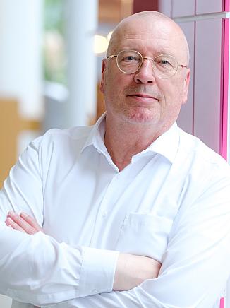 Dr. Claus-Dieter Ulmer